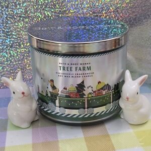 Bath & Body Works Tree Farm Soy Wax 3-Wick Candle NEW Rare Holiday Graphic